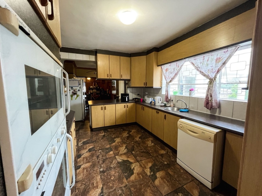 5 Bedroom Property for Sale in Vanes Estate Eastern Cape